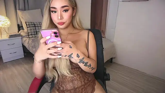 Candice_sultryx 网络视讯表演