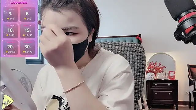 Caryln-Bun – Live XXX-chat