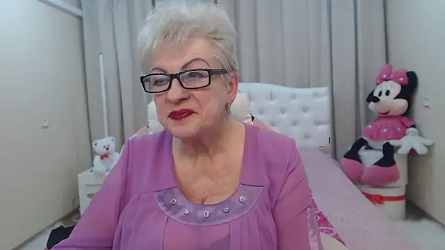 Онлайн чат XXX KayleSmoll