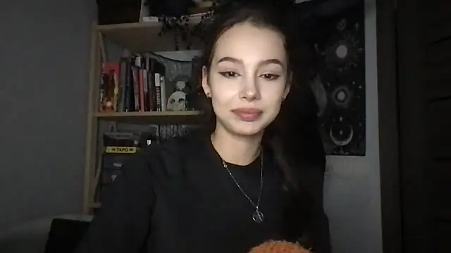 Yuna5343 即時 XXX 聊天