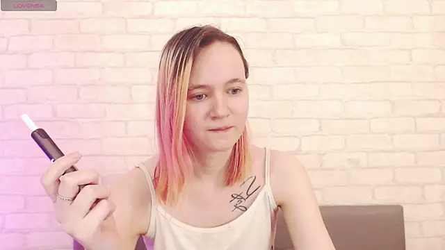 Ericha_Stone Live XXX-chat