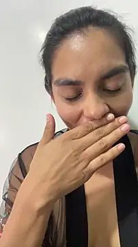 Selene_Wings22 即時 XXX 聊天