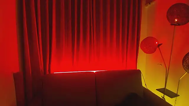 Онлайн чат XXX Play_with_belly