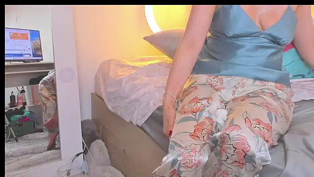 SharonVelvet Adlı Modelin Canlı XXX Sohbeti