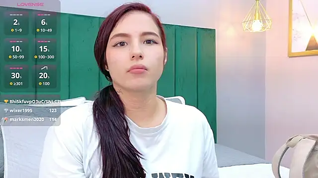 Ashley_Evans22 即時 XXX 聊天