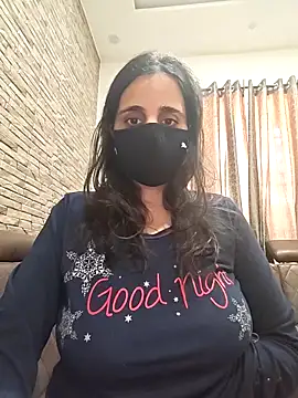 tinaarora Chat XXX in diretta