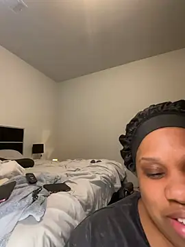 Chat +18 de Exotic_Queen_ ao vivo