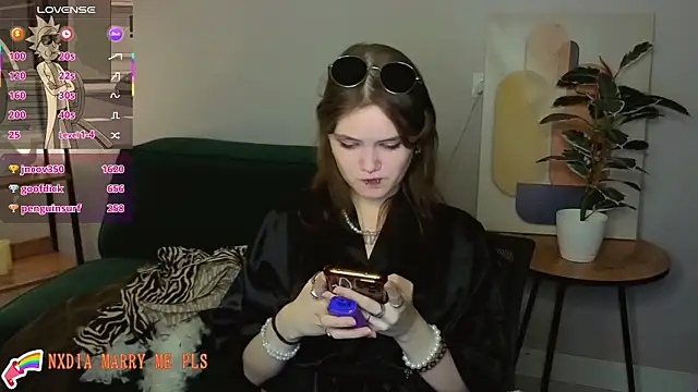 Dilara_xBaby 现场XXX聊天