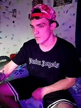 XXX chat uživo modela themaykiin18