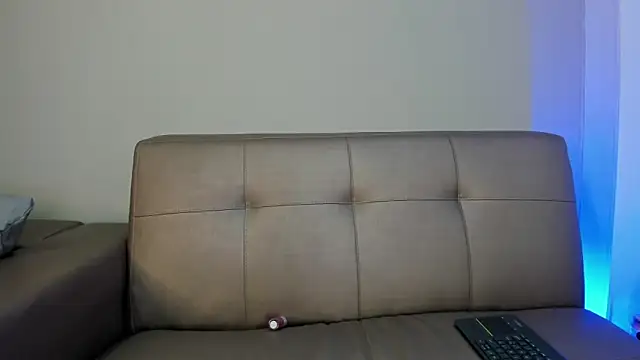 Violeta_Collins élő XXX-chatje