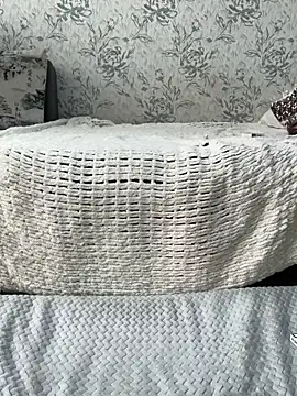 TeenieM: онлайн-секс-чат