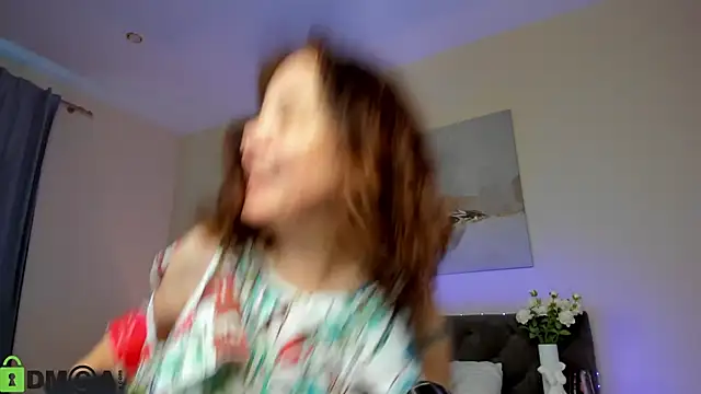 Kira_Adler Live XXX-chat