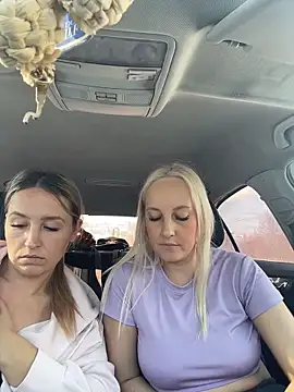 แชท XXX สดของ MerlinDave