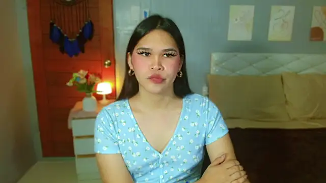 MichelleWild লাইভ XXX চ্যাট