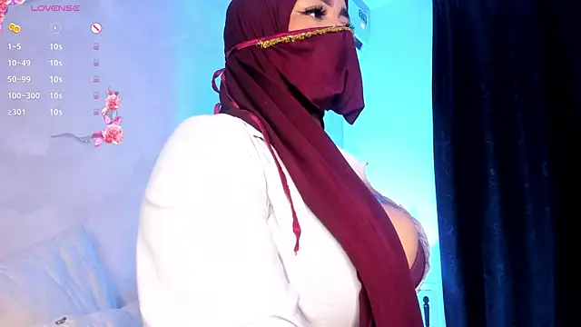 Pokazy przed kamerką – thaira_aly