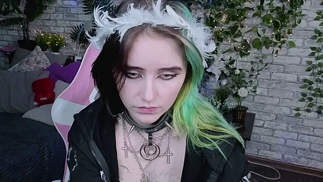 Czat XXX na żywo – RubyMyst