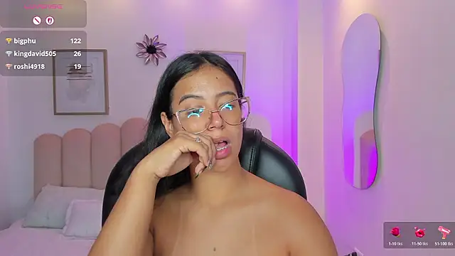 Chat XXX ao vivo de raven_stonee