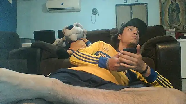 XXX chat uživo modela AlexAlejandro13