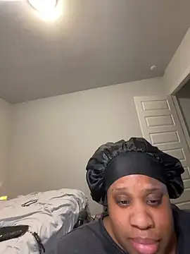 Exotic_Queen_: διαδικτυακό σόου στην κάμερα