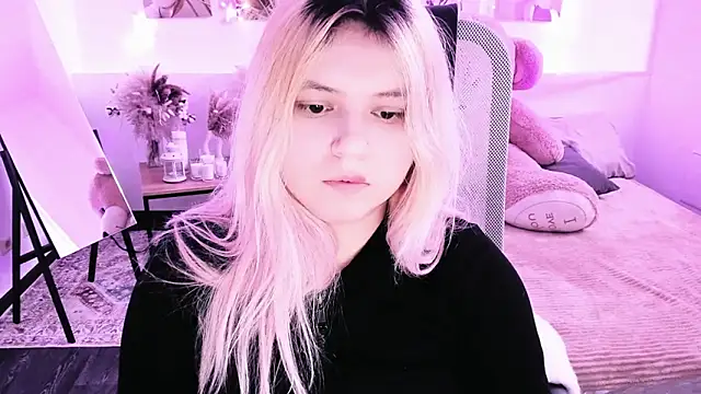 DiaAngell: онлайн-секс-чат