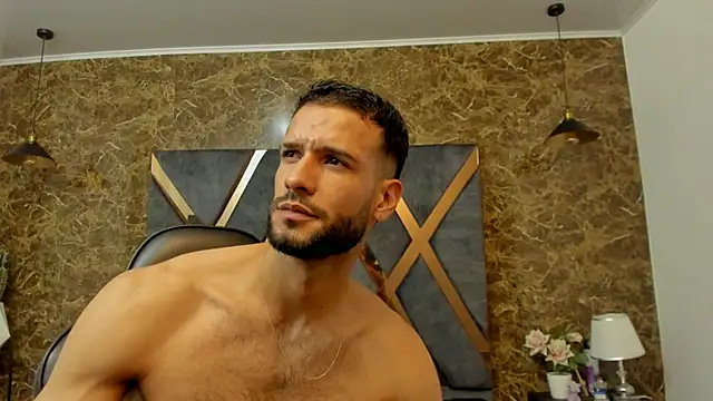 Jacob_Benelli: διαδικτυακό σόου στην κάμερα