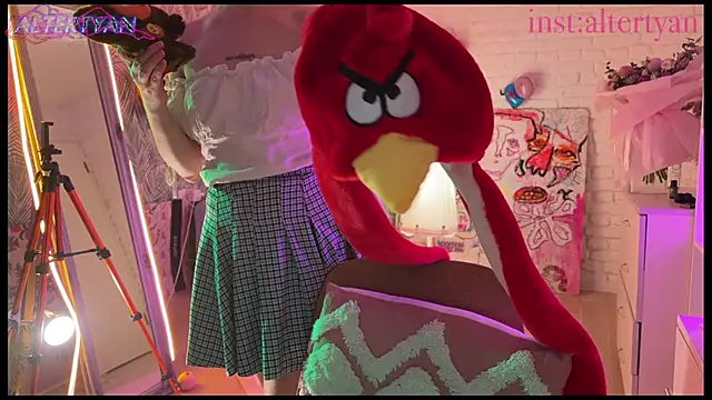 altertyan Adlı Modelin Canlı XXX Sohbeti