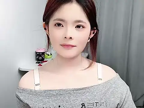 cherry-_-cherry's Live XXX Chat