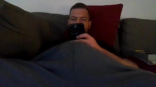 cheekycherryx Adlı Modelin Canlı XXX Sohbeti