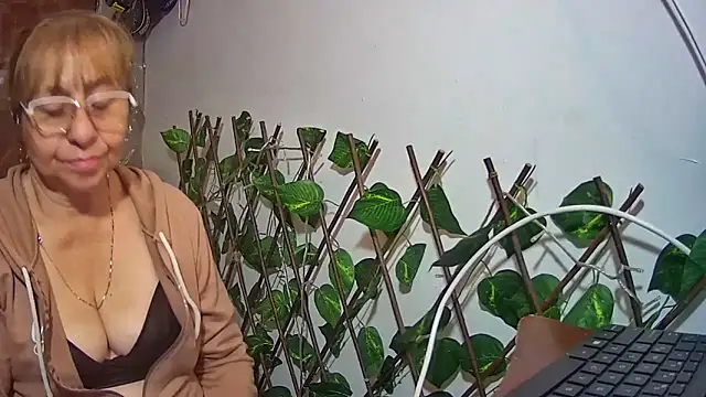 nicoltatiana_ Live XXX-chat