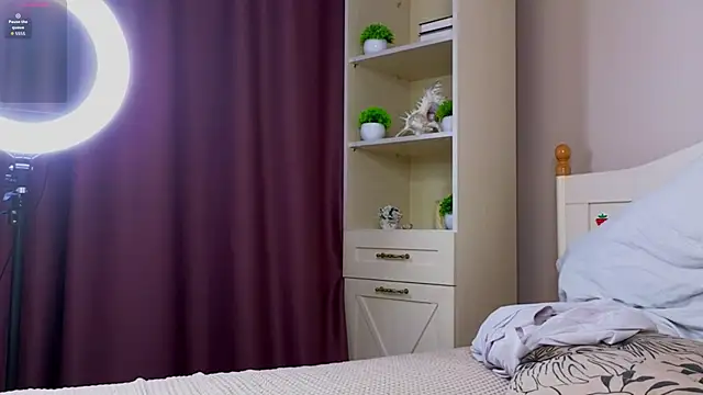 CeIiaShanker's Live XXX Chat