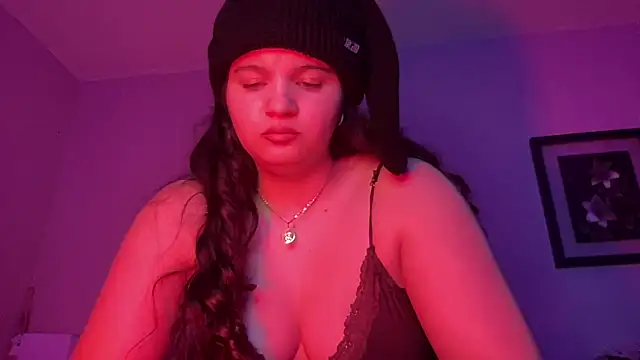 XXX chat uživo modela SoyOceanne