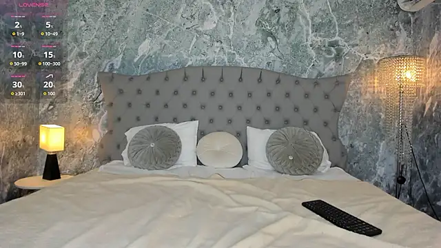 LucyLovelyy – Live XXX-chat