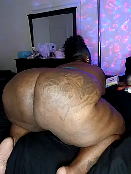 Thickkemzz41 现场XXX聊天