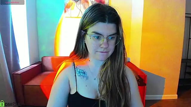 Chat +18 de zoe_j0y ao vivo