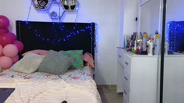 charlotte_077 라이브 XXX 채팅