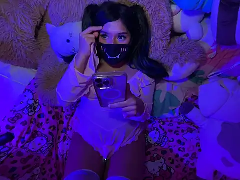 Onlypawzz Chat XXX in diretta