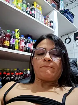 Linda_Lars Adlı Modelin Canlı XXX Sohbeti