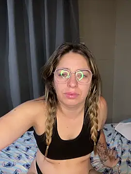 soyanahii – webcam-show