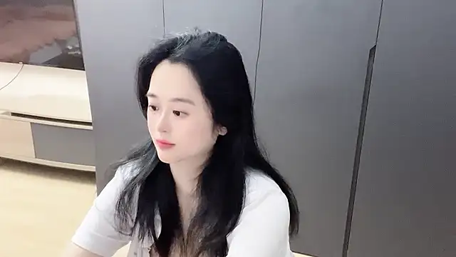 Ab324- Chat XXX in diretta