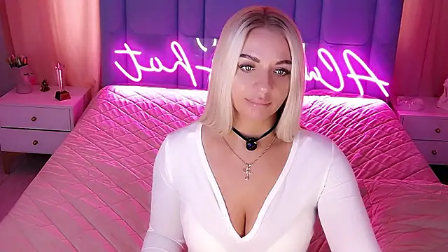 AllwaysHotJ's Live XXX Chat