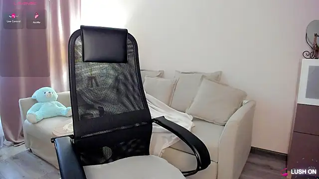 دردشة DannaEvan الجنسية المباشرة