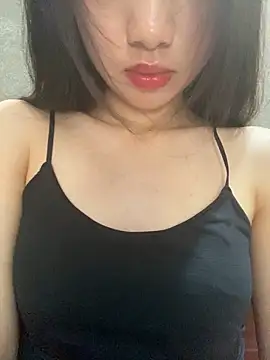 Pokazy przed kamerką – Bella_sexy98