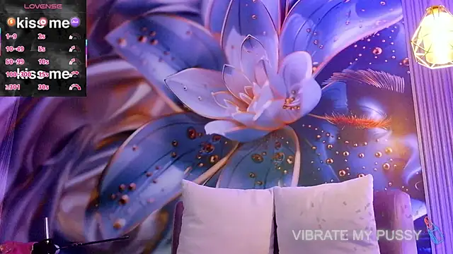 Chat +18 de rouxinferno_cr ao vivo