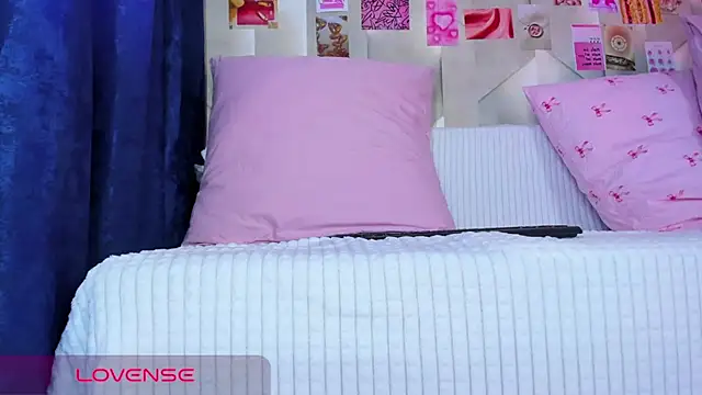 Alanna_Pow Webcamshow