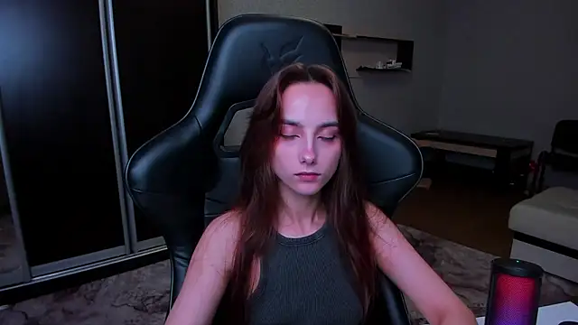 Chat +18 de SilverDream ao vivo