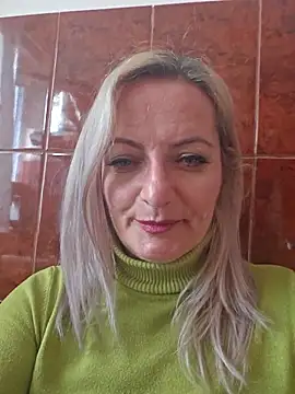 LadyTouch's Live XXX Chat