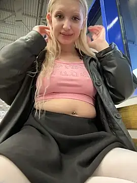 Mila_NoRules' Live XXX Chat