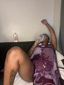 Chat XXX en directo de InkLady444