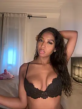 IamCrystal2's Live XXX Chat