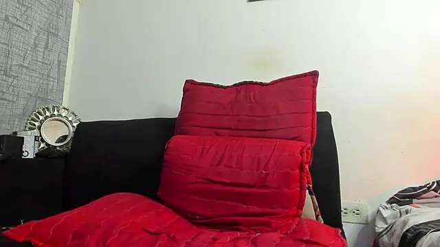 vincent_carusso94 Adlı Modelin Canlı XXX Sohbeti